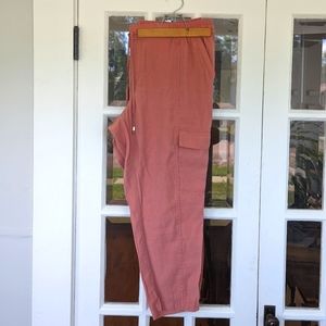 Mauve crop relaxed pants